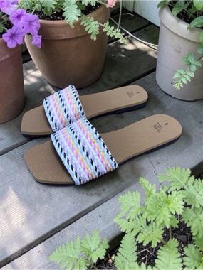 Time and Tru Woven Slide Sandals Womens Size 9 Multicolor Braided Flat